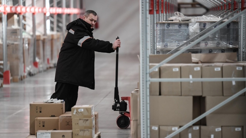 В России более чем в два раза вырос спрос на сотрудников в сфере логистики