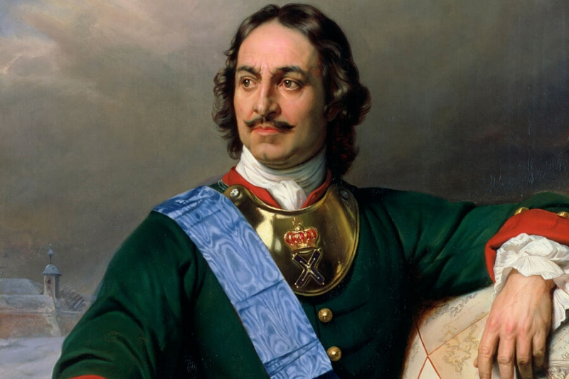 Ампутировал конечности, коллекционировал «уродцев» и женил карликов. Самые странные факты о Петре I 