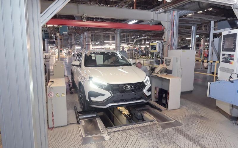 
            Автомобили Lada получат систему ESP в первой половине 2024 года
        