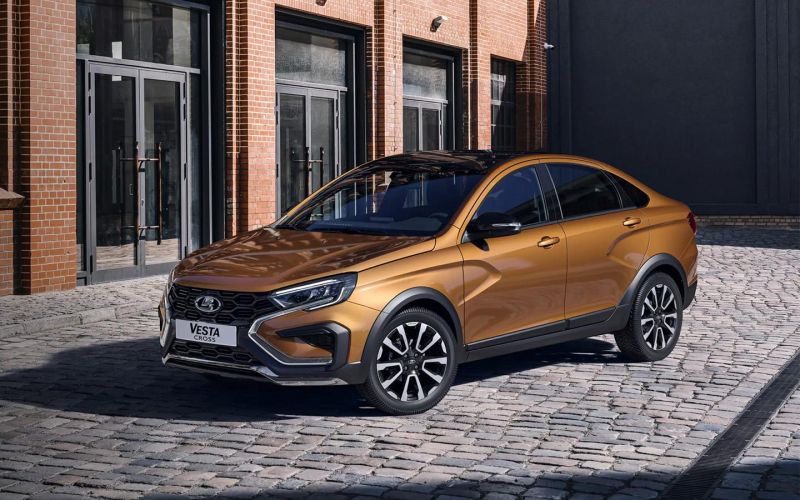 
            АвтоВАЗ повысил цены на кросс-седан Lada Vesta Cross
        