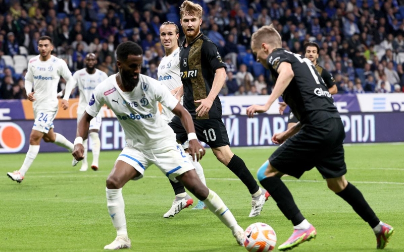 «Динамо» упустило победу над клубом Юрана, пропустив гол пяткой