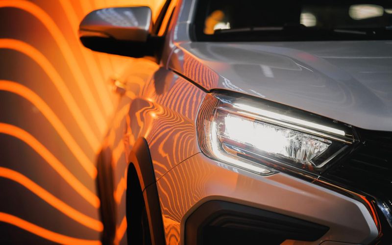 
            Электрическая Lada с автопилотом. Какими станут машины через 30 лет
        