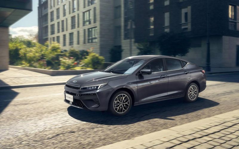 
            Страховщики назвали стоимость ОСАГО и каско для «Москвича 6» и новой Lada
        