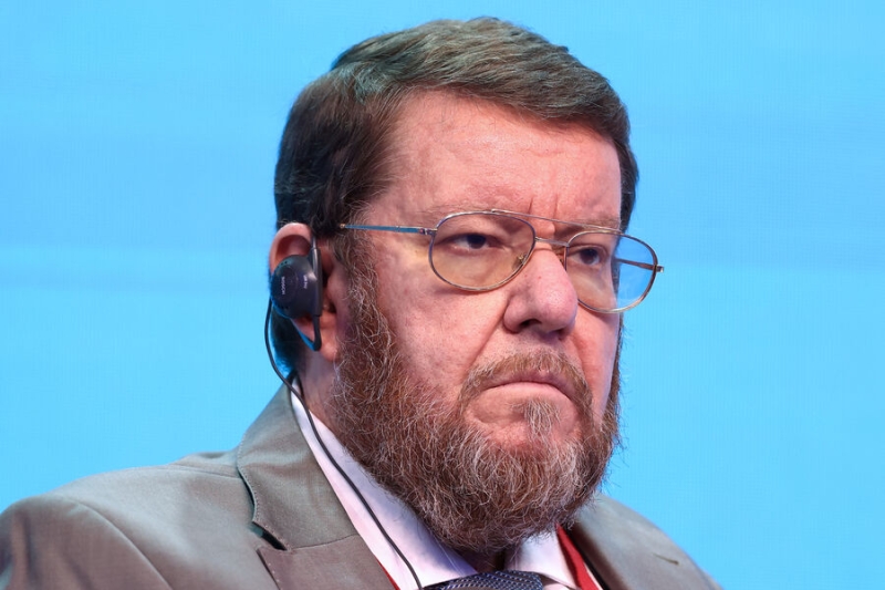 «Я ни слова не сказал матом». За что Соловьев уволил Сатановского 