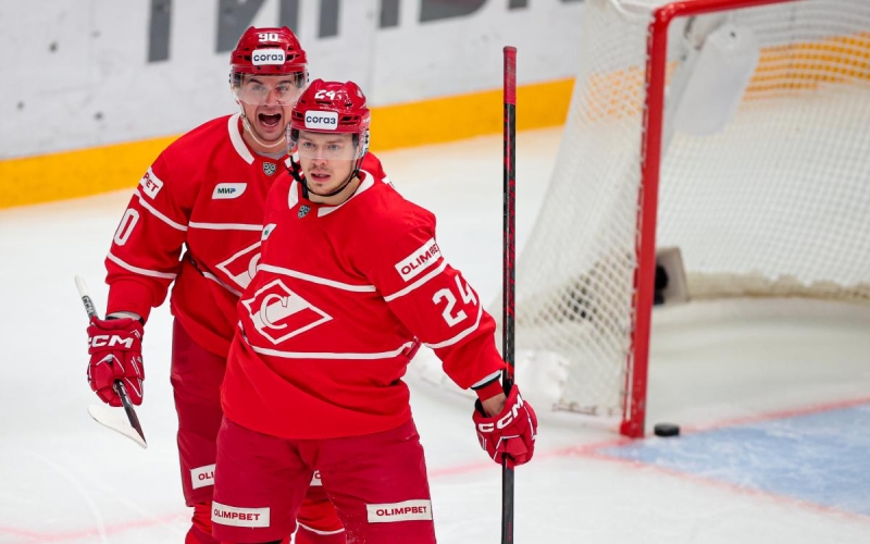 «Спартак» вышел в лидеры КХЛ