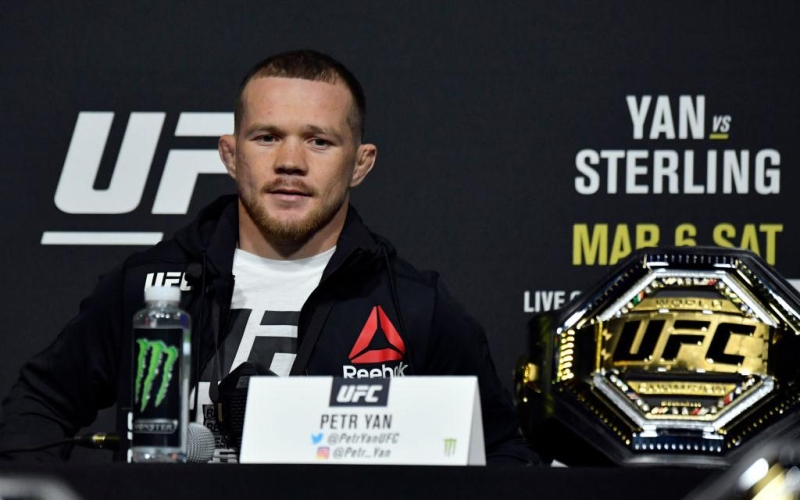 Экс-чемпион UFC Ян заявил, что готов провести бой с братом Нурмагомедова