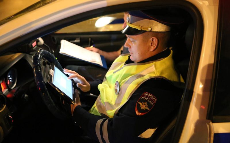 Можно ли отменить штраф, если инспектор ошибся в протоколе. Объясняем