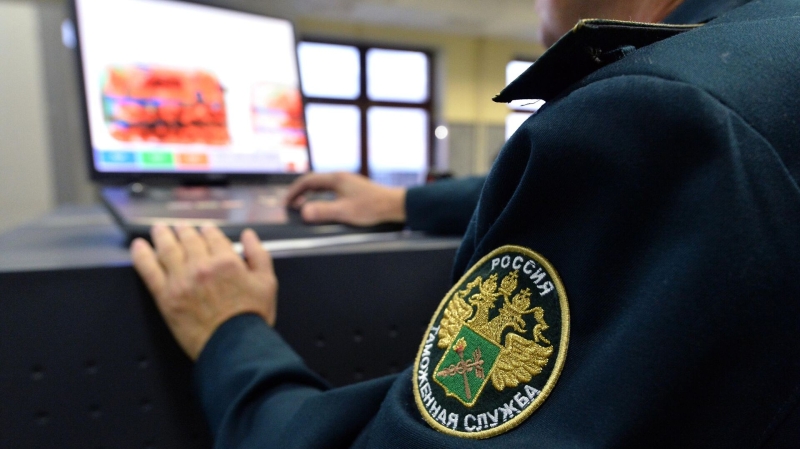 В России за десять месяцев выявили более трех миллионов единиц контрафакта