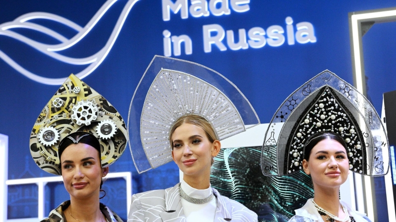 Запад возмущен предательским ростом мощи России