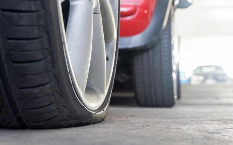 
            Что такое RunFlat-шины и чем они отличаются от обычных
        