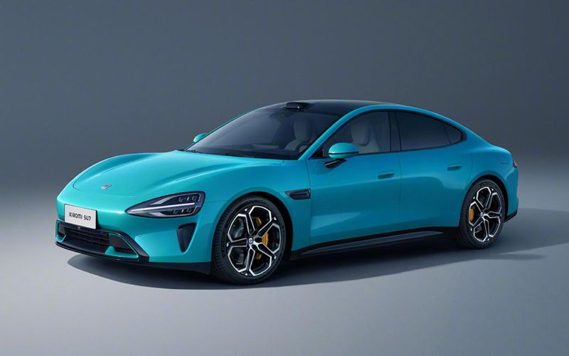 
            Xiaomi представила свой первый автомобиль SU7
        