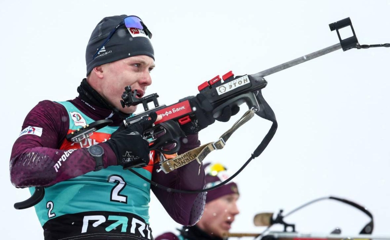 Биатлонист Корнев опередил Латыпова в борьбе за золото ЧР в масс-старте
