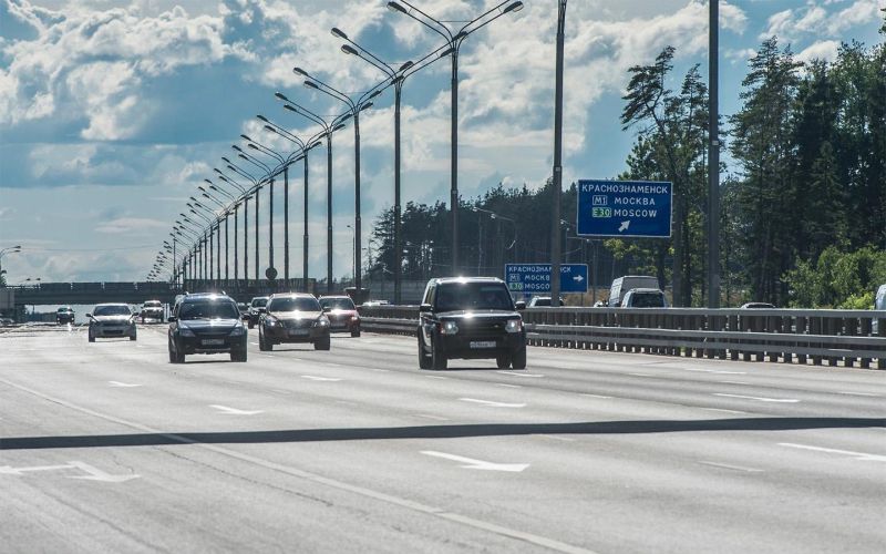 
            Средняя скорость, камеры, права: что изменится в 2024 году для водителей
        