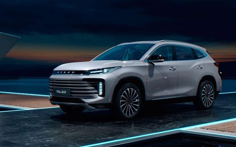 
            В России подешевел премиальный китайский кроссовер Exeed
        