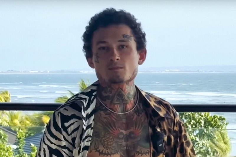 Захарова не удивилась проблемам «Би-2» в Пхукете и недопуску Галкина* на Бали 