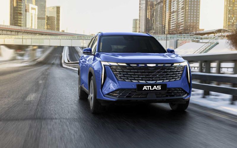 
            На грани паники. Первый тест-драйв нового Geely Atlas
        