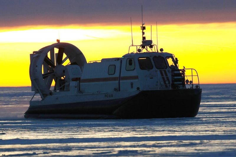 СК возбудил дело по факту крушения принадлежащего МЧС вертолета Ми-8 в Карелии 