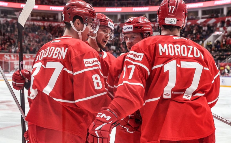 «Спартак» забросил четыре шайбы за три минуты в матче КХЛ