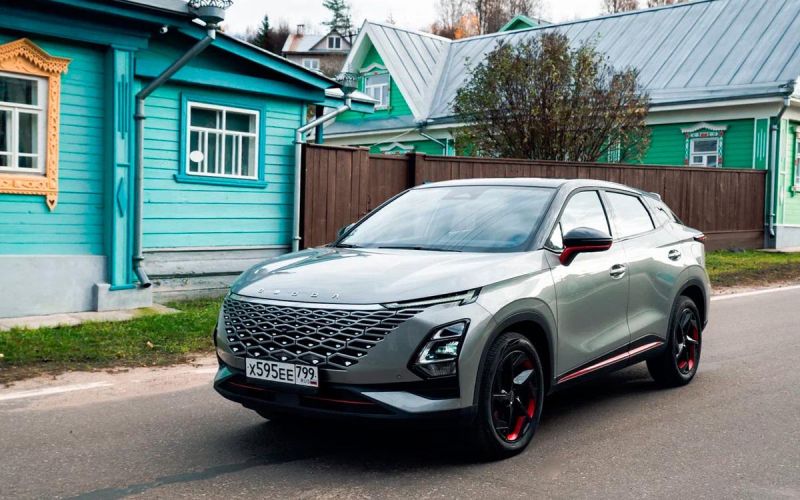 
            В феврале в России подешевели машины. Какие и на сколько
        