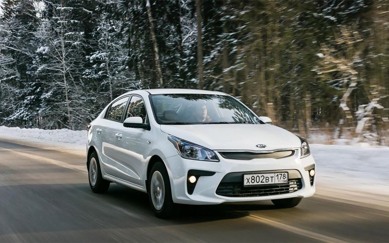 
            Аналитики назвали самые популярные машины с пробегом в феврале. Цены
        