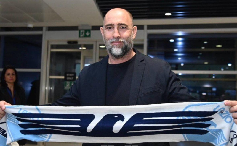 «Лацио» назвал замену Маурицио Сарри на посту главного тренера