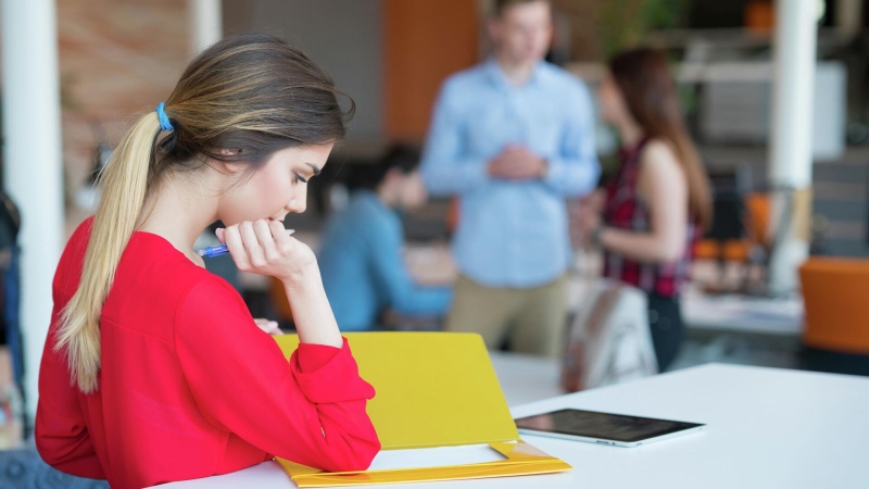 Продажа земельного участка: какой нужно заплатить налог и как сэкономить