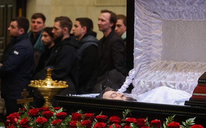 В Москве простились с Василием Уткиным. Фоторепортаж