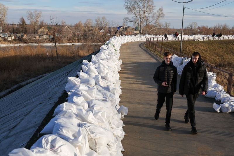 Шумков заявил, что в случае повышения уровня воды может затопить центр Кургана 