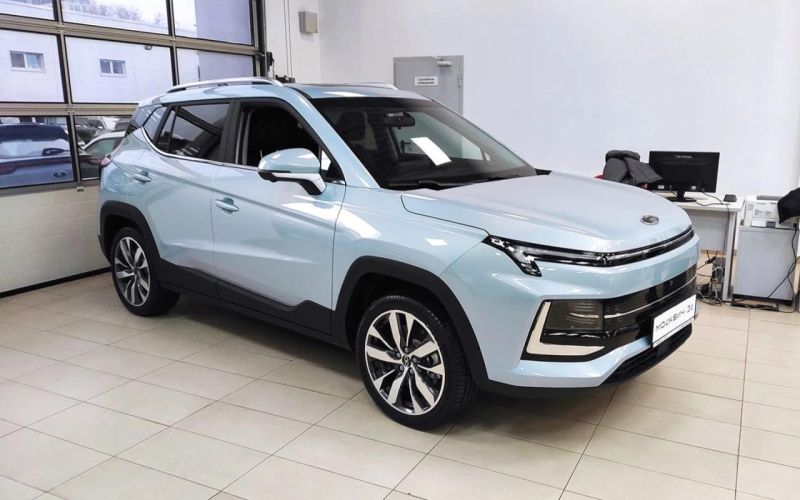 
            «Москвич» опроверг данные о приостановке выпуска электрокара 3е
        