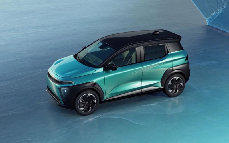 
            Разработчик назвал цену на российский электрокар «Атом»
        