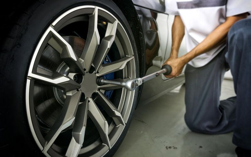 
            Как пользоваться динамометрическим ключом: разбираемся в типах и отличиях
        