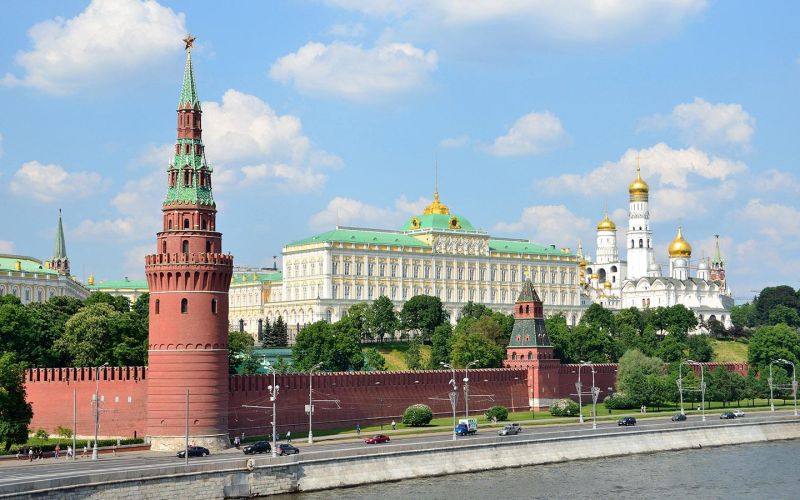 
            В Москве в выходные перекроют движение на ряде улиц
        