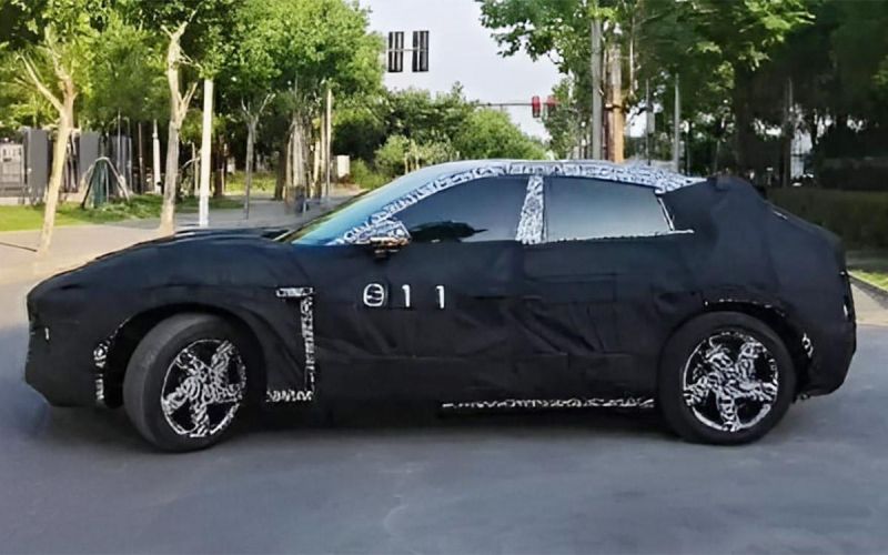 
            Xiaomi вывел на тесты свой второй автомобиль. Это будет кроссовер
        