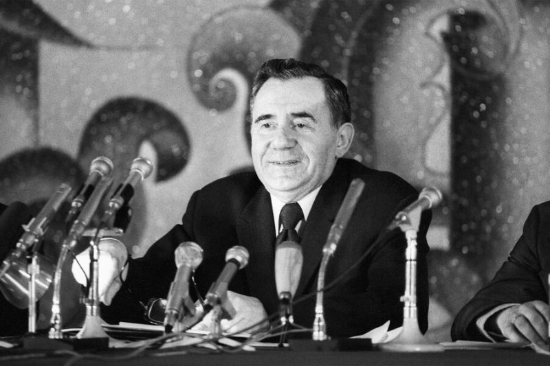 Внук главы МИД СССР Громыко рассказал об отношении Мистера Нет к своему прозвищу 