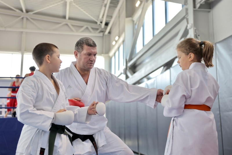 Фонд Олега Дерипаски откроет более 30 детских спортивных центров по всей России 