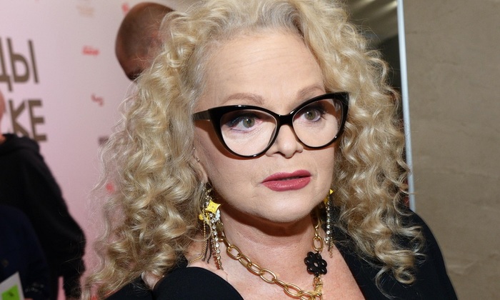 Как мошенникам удалось «уболтать» Ларису Долину?