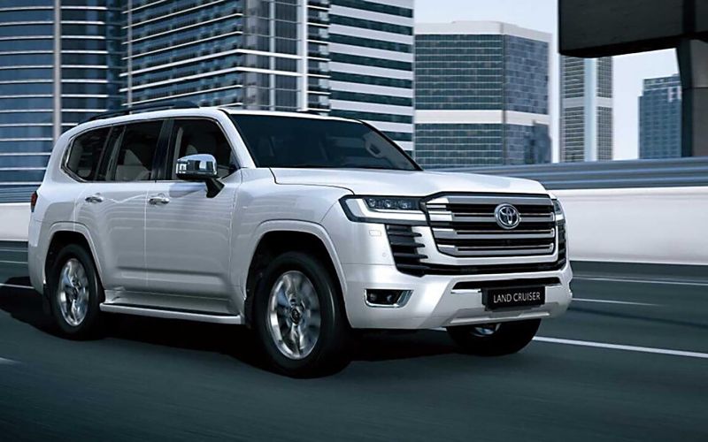 
            В Россию привезли новые Toyota Land Cruiser, BMW X1 и Aito M9. Цены
        