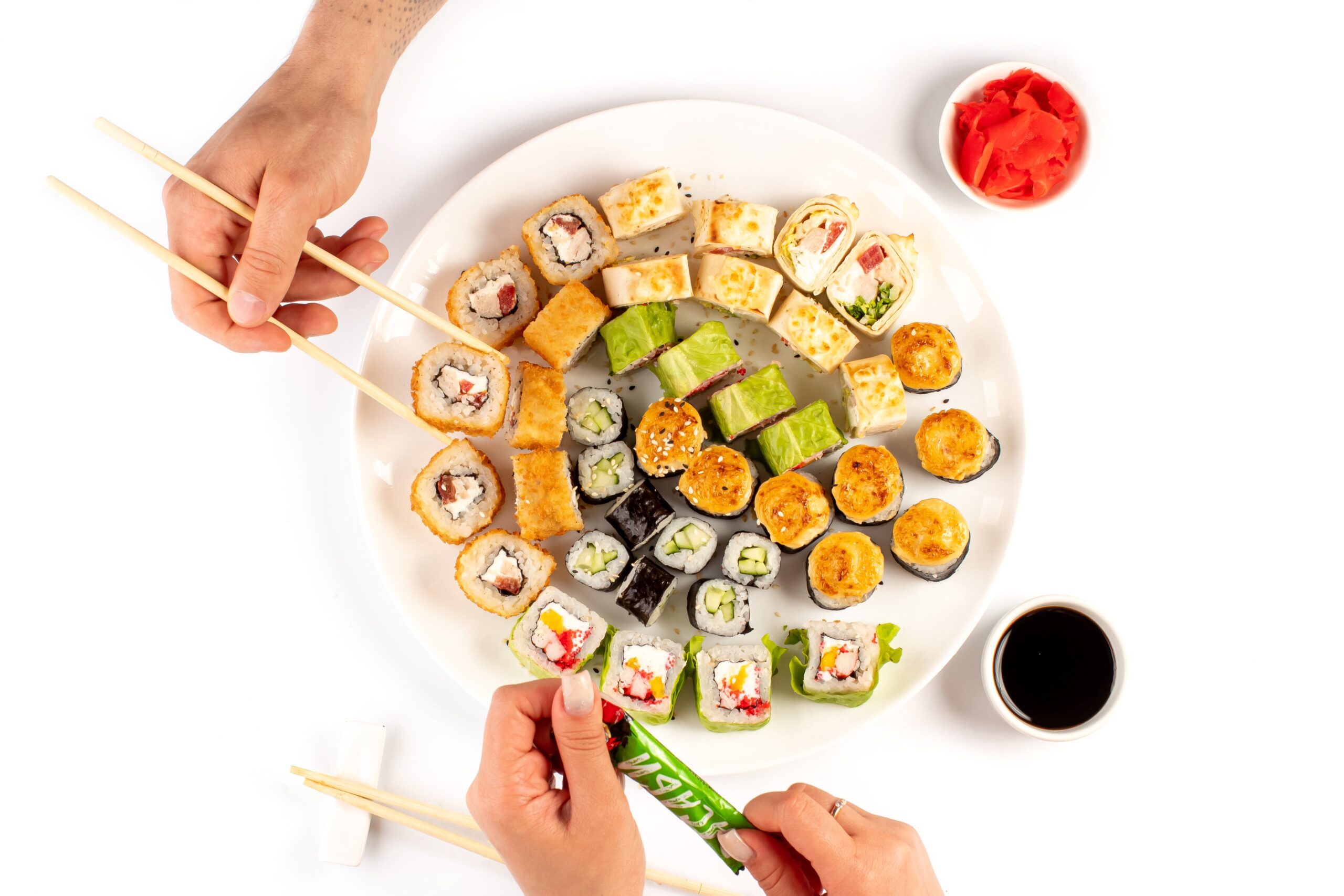 Как выбрать лучшие суши и роллы в Сарапуле с доставкой от "Макароллыч"?