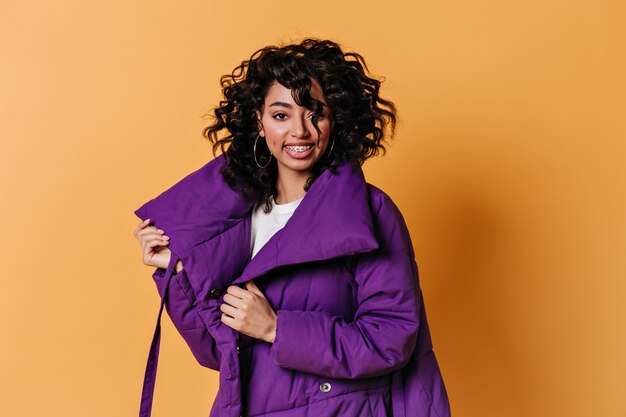 Как выбрать идеальный женский пуховик: советы по стилю и утеплению