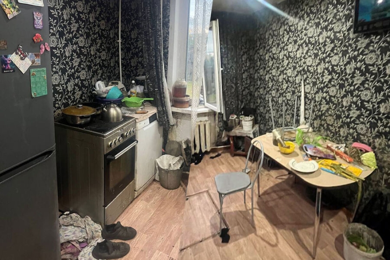 В Красноярском крае после отравления всей семьи за ужином умер четвертый ребенок 