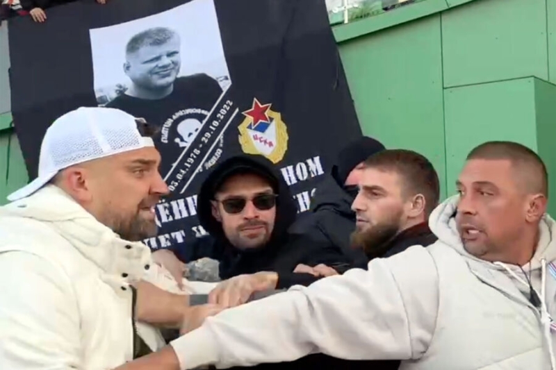 Блогер Михаил Литвин подтвердил свое задержание после нападения на болельщика