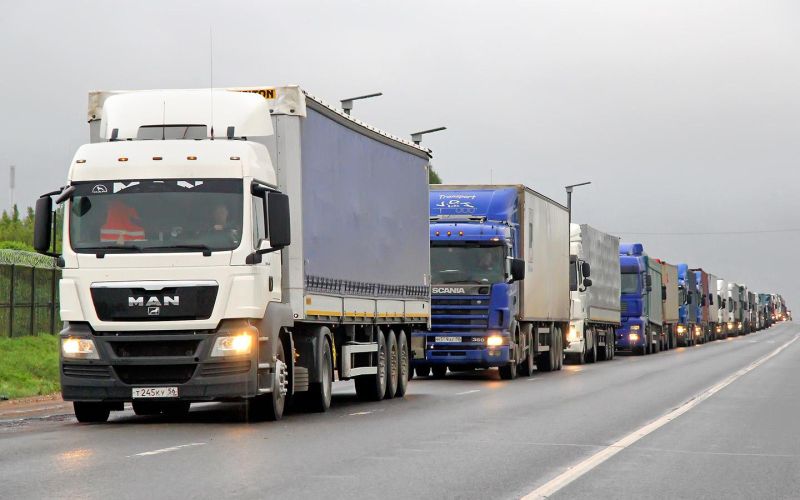 
            Фуры: каких размеров и видов они бывают и что в них перевозят
        