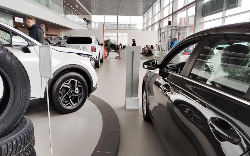 
            Процент выше — берут больше. В России в сентябре вырос объем автокредитов
        