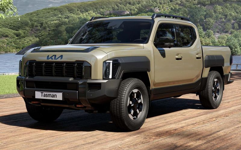 
            Рама, 4x4 и три экрана. Kia представила первый пикап Tasman
        