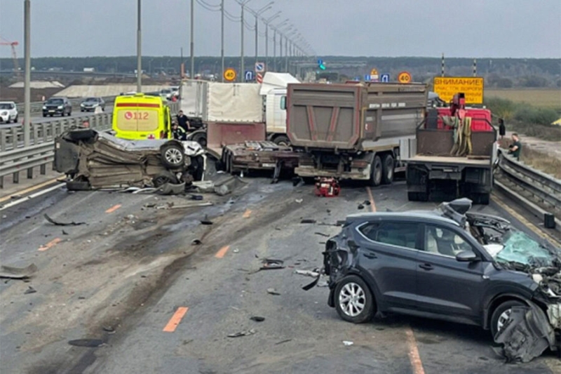 Возбуждено уголовное дело по факту массового ДТП с погибшими в Серпухове 