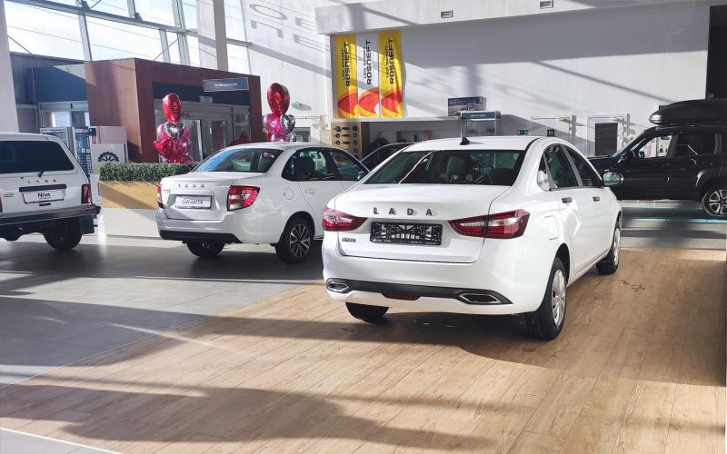 
            АвтоВАЗ заявил о росте продаж третий месяц подряд. Топ-3 моделей
        