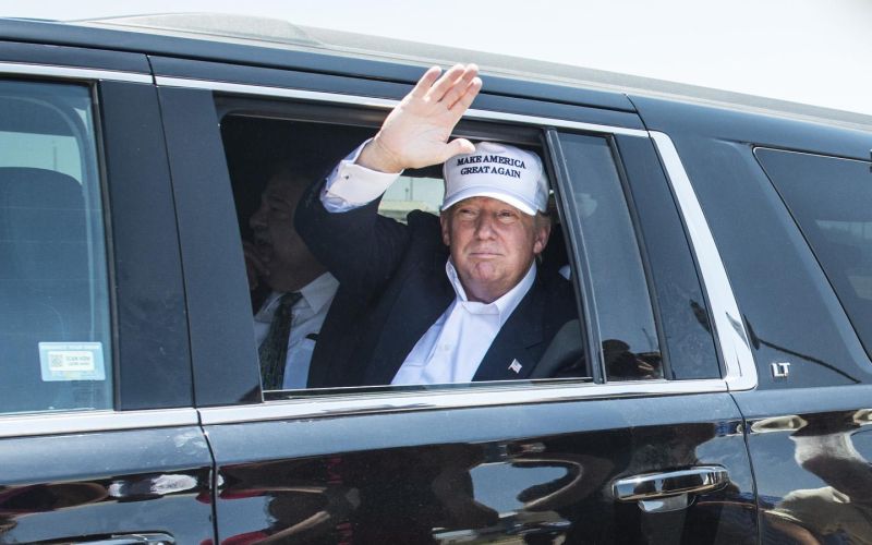 
            От Camaro до Diablo. На чем любит ездить президент США Дональд Трамп
        