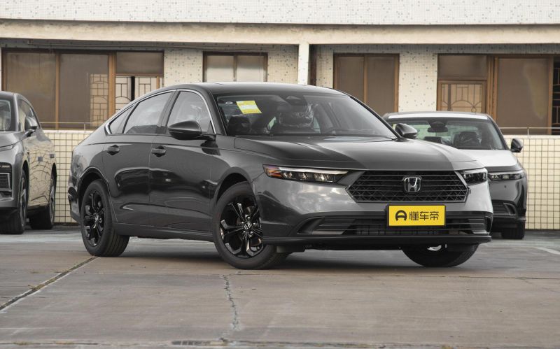 В России появился новый Honda Accord. Гарантия — 3 года