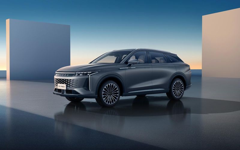 
            Exeed представил новый RX для России. Раскрыты технические характеристики
        