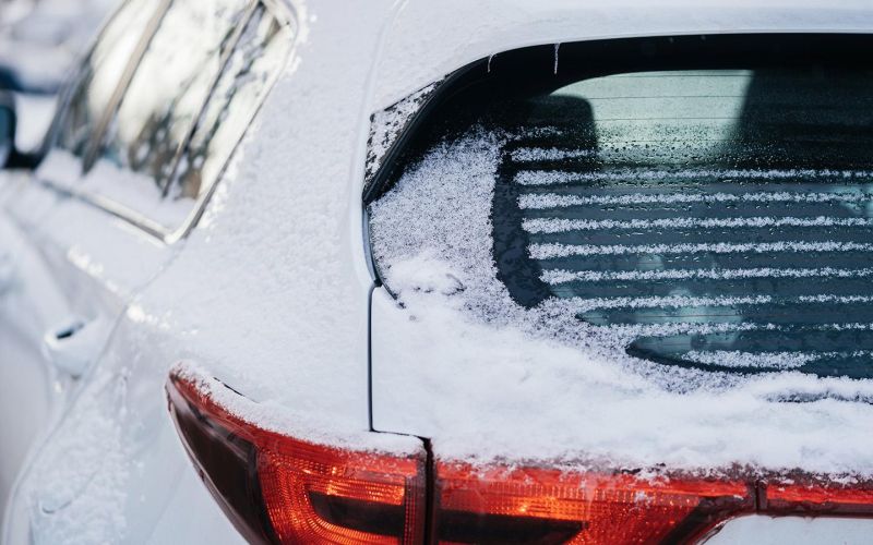 
            Как включить обогрев заднего стекла и что делать, если он не работает
        